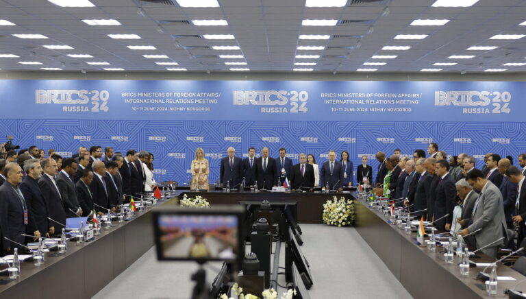 découvrez ce que signifient les déficits au sein des pays brics, leurs causes, leurs impacts sur l’économie mondiale et les stratégies mises en place pour les surmonter.