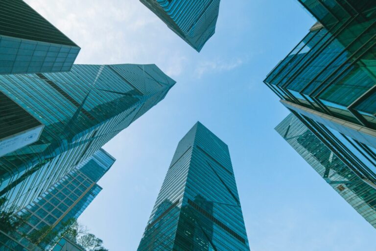 découvrez les dernières tendances en finance : actualités, innovations, analyses de marché et conseils pour optimiser votre gestion financière en 2024.